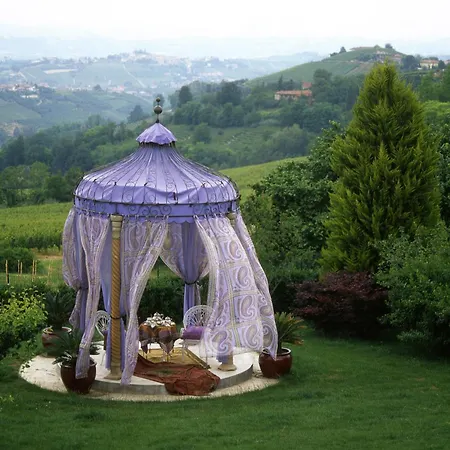 Отель Althea Манго