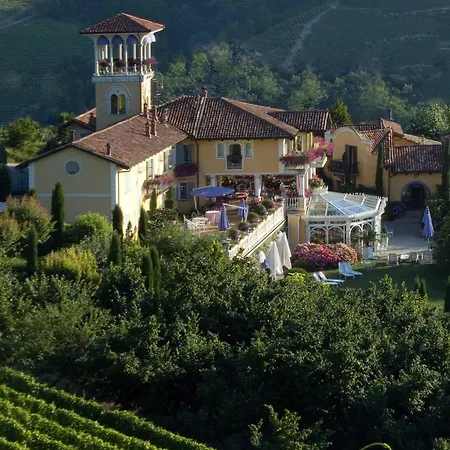 Отель Althea Манго